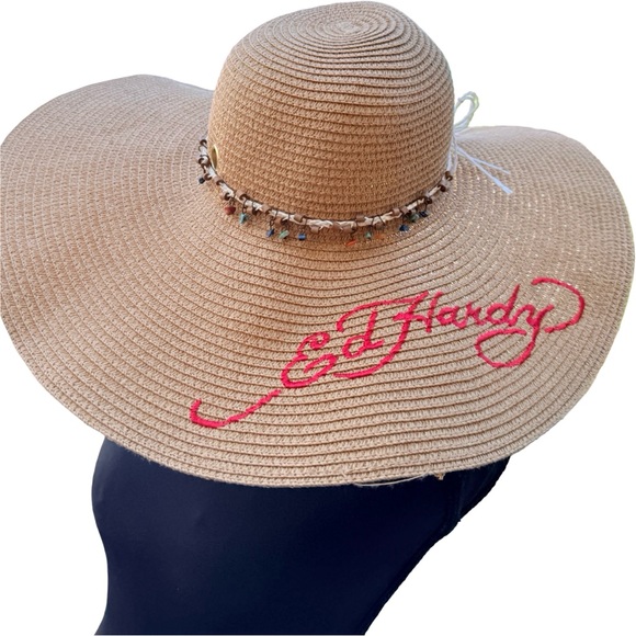Ed Hardy Beige Sun Hat with Red Script - Picture 4 of 10
